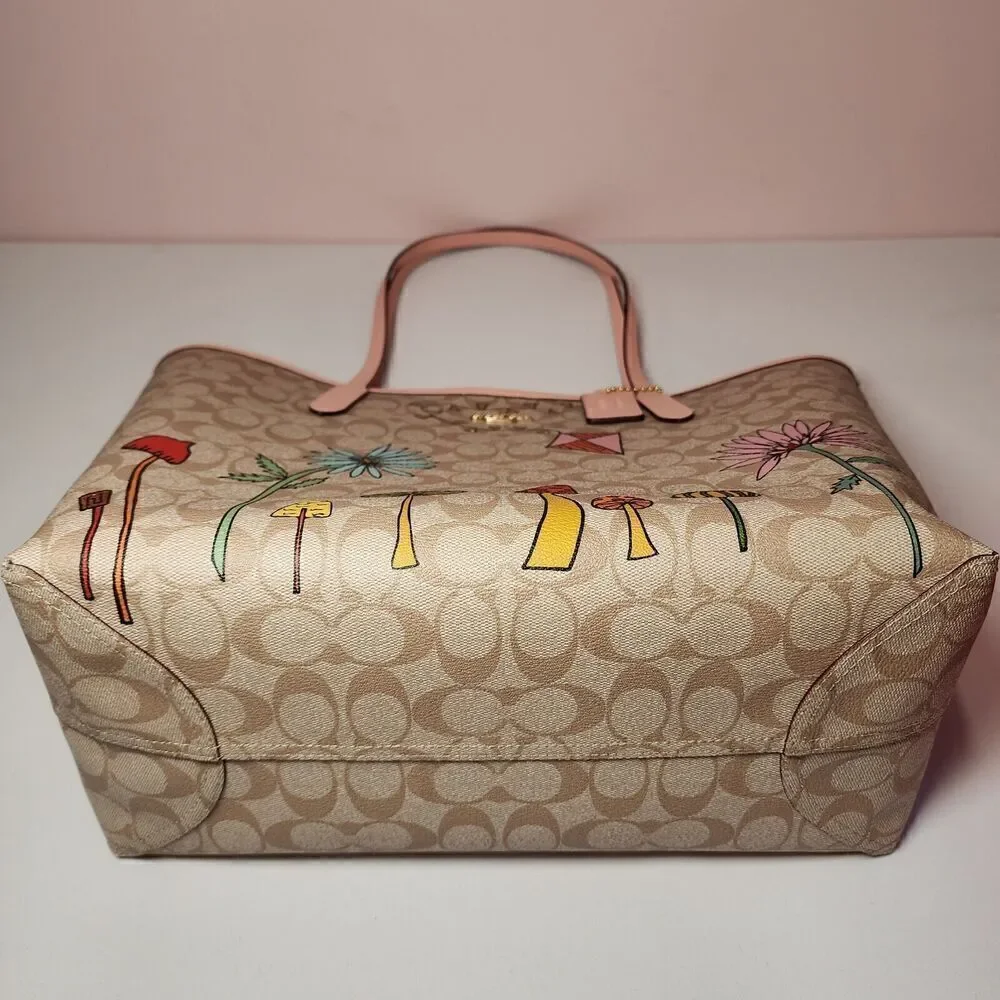 NWT Coach CU392 Coach X Observed By Us City Tote Bag In Signature Canvas